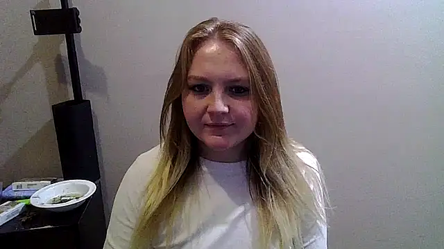 PhatAssBlond online show from 12-16-24, 12:04