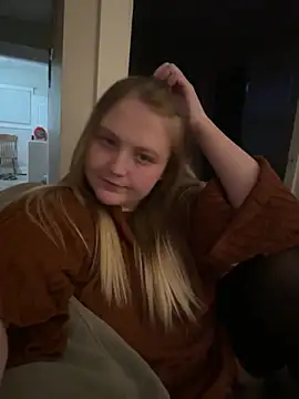 PhatAssBlond online show from 01-22-25, 11:21