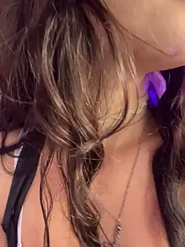 Snapshot of scofty chatting on 02-07-25, 09:15 scofty online show from 02-07-25, 09:15