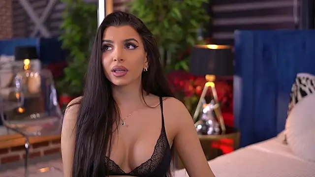 NicoleCellini online show from 03-07-25, 07:05