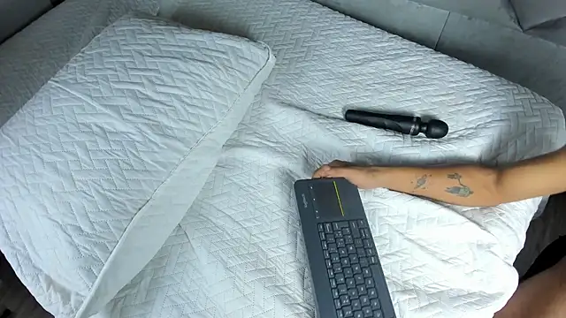 yayi derek online show from 02-25-25, 02:44