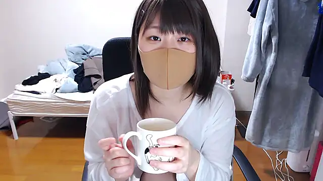 izumi  123 online show from 05-23-26, 04:33