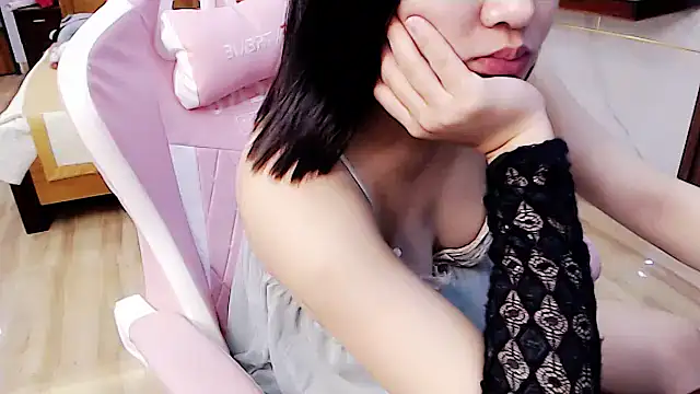 Snapshot of phuong-anh1709 chatting on 12-04-24, 03:54 phuong-anh1709 online show from 12-04-24, 03:54