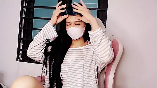 Snapshot of phuong-anh1709 chatting on 02-02-26, 04:33 phuong-anh1709 online show from 02-02-26, 04:33