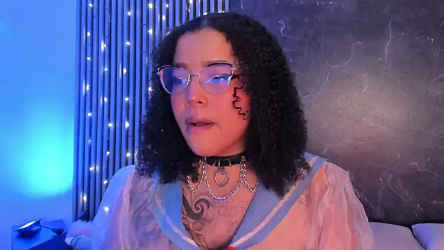 Emiilycollins online show from 12-13-24, 07:43