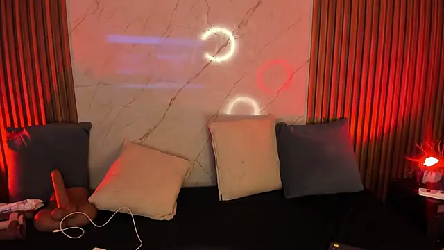 Emiilycollins online show from 01-30-25, 11:13