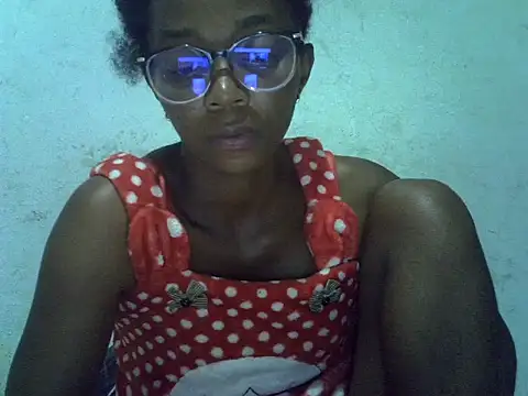 ElianeHot online show from 03-26-26, 07:30