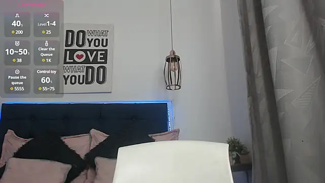 Alisteresa  online show from 01-18-25, 07:15