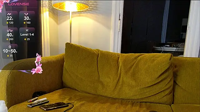 Snapshot of Azurea69 chatting on 01-20-25, 11:54 Azurea69 online show from 01-20-25, 11:54