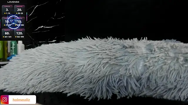 LIZ HOLMES online show from 03-01-25, 10:02