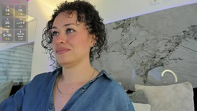 LIZ HOLMES online show from 10-30-25, 12:17