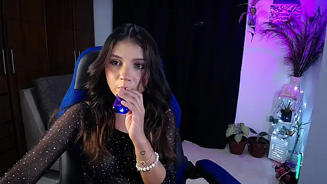 Snapshot of medusa_025 chatting on 01-10-25, 03:39 medusa 025 online show from 01-10-25, 03:39