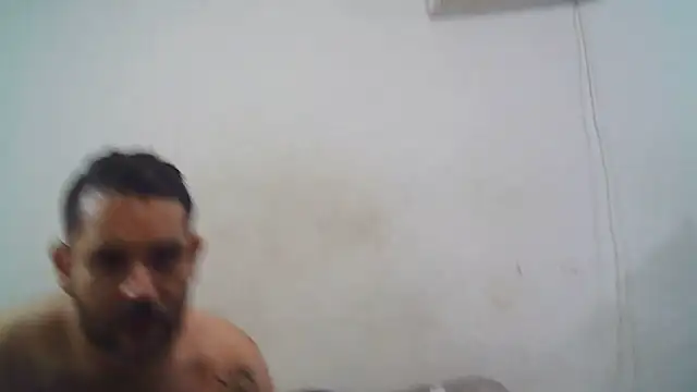Snapshot of kevinbolena chatting on 06-14-26, 04:03 kevinbolena online show from 06-14-26, 04:03
