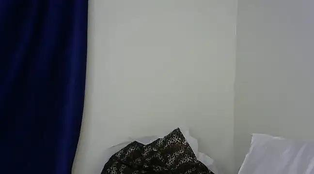 Rasta tattooed online show from 03-20-25, 03:02