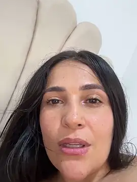 Snapshot of Taylortits chatting on 03-04-25, 03:26 Taylortits online show from 03-04-25, 03:26