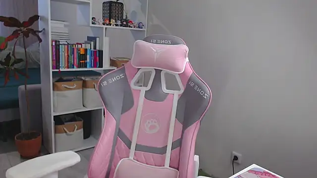 milly ross online show from 12-29-24, 05:21