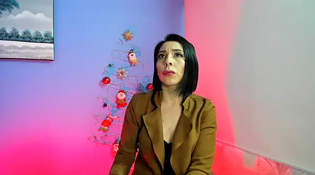 AdelleLennox cg online show from 12-31-24, 11:20