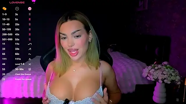 babyleilaa online show from 03-13-26, 09:43