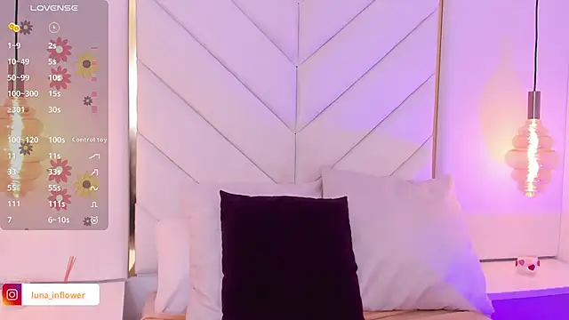 Flor delunaa online show from 01-30-25, 12:48