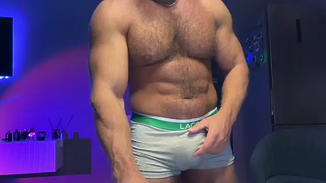 KarlosRichi online show from 11-26-25, 04:19