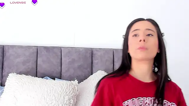 VeronicaTonu online show from 02-23-25, 02:57