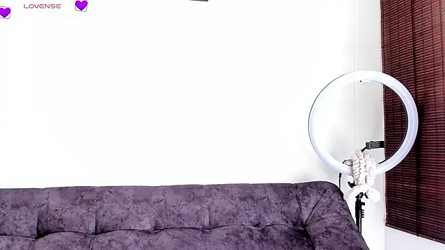 VeronicaTonu online show from 10-04-25, 03:10