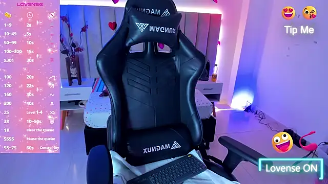 LiaaGenner online show from 02-27-25, 07:26