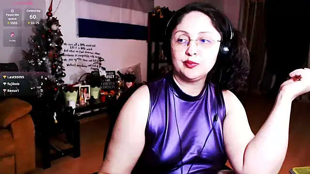 Imperatriza online show from 03-01-25, 04:33