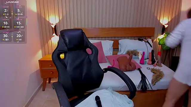 luciana ballesteros  online show from 02-11-26, 03:06