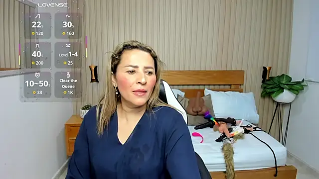 Snapshot of luciana_ballesteros_ chatting on 05-26-26, 12:01 luciana ballesteros online show from 05-26-26, 12:01