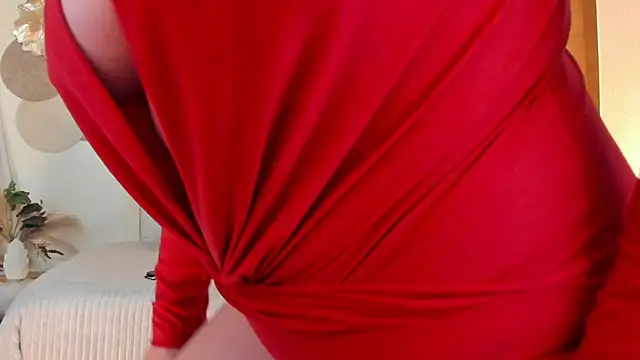 Snapshot of RamonaSimons chatting on 10-15-25, 06:19 RamonaSimons online show from 10-15-25, 06:19