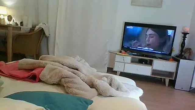 lyajoliee online show from 01-04-25, 08:27