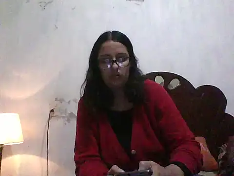 Samanthat33 online show from 02-25-25, 01:52