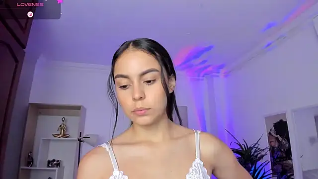 Aleejaa   online show from 03-17-25, 02:45