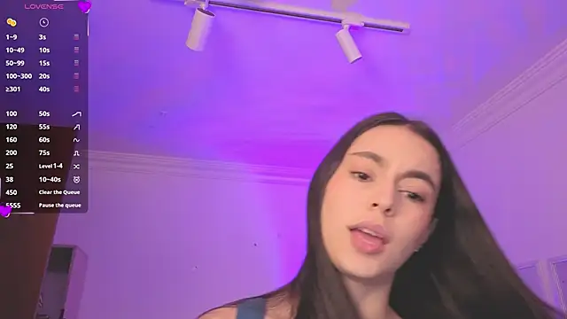 Aleejaa   online show from 04-16-26, 11:22