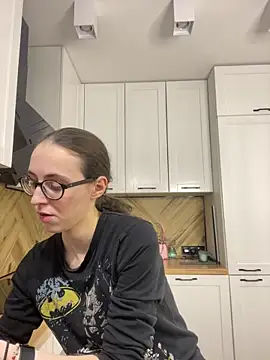 MartiniiSelenna online show from 10-17-25, 05:54