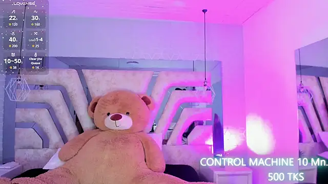 Snapshot of AngelineHeet chatting on 12-19-25, 03:46 AngelineHeet online show from 12-19-25, 03:46