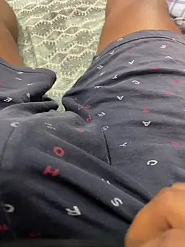 Snapshot of Yours_Teluguboii chatting on 02-11-25, 09:14 Yours Teluguboii online show from 02-11-25, 09:14