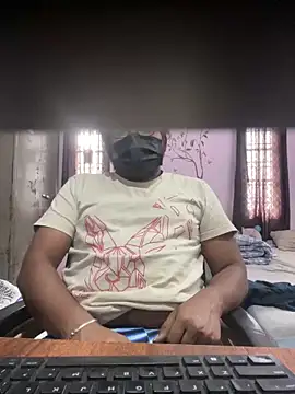 Snapshot of Yours_Teluguboii chatting on 03-03-25, 10:38 Yours Teluguboii online show from 03-03-25, 10:38