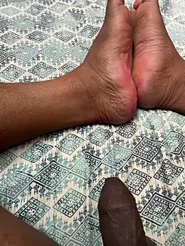 Snapshot of Yours_Teluguboii chatting on 03-18-25, 06:14 Yours Teluguboii online show from 03-18-25, 06:14