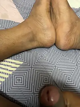 Snapshot of Yours_Teluguboii chatting on 09-17-25, 06:42 Yours Teluguboii online show from 09-17-25, 06:42