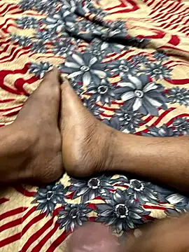 Snapshot of Yours_Teluguboii chatting on 09-30-25, 05:12 Yours Teluguboii online show from 09-30-25, 05:12