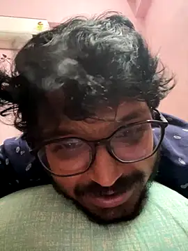 Snapshot of Yours_Teluguboii chatting on 10-08-25, 05:32 Yours Teluguboii online show from 10-08-25, 05:32