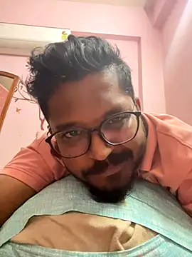 Snapshot of Yours_Teluguboii chatting on 10-24-25, 04:31 Yours Teluguboii online show from 10-24-25, 04:31