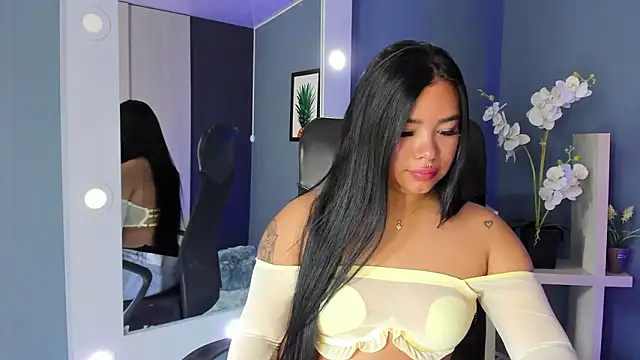 MarianaGarciaa   online show from 02-28-26, 07:15