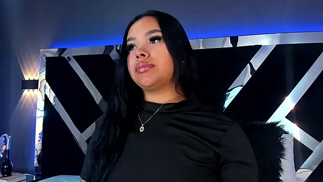 MarianaGarciaa   online show from 05-01-26, 07:07