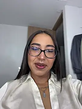 melanieecox online show from 07-25-26, 12:31