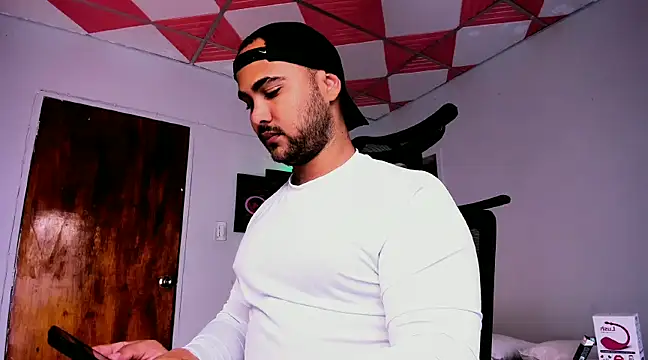 Sebas-hott online show from 01-31-25, 03:41