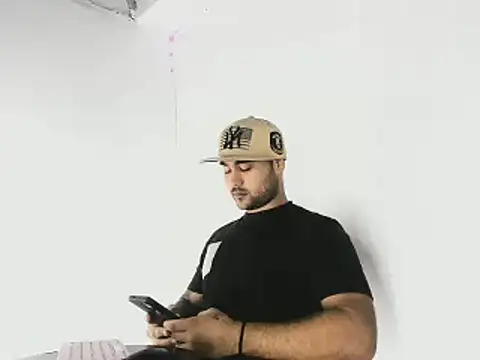 Sebas-hott online show from 10-03-25, 10:29