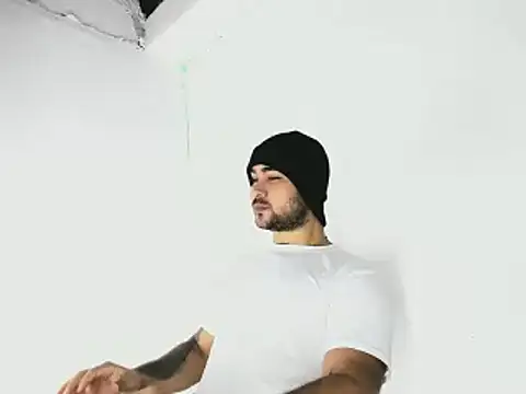 Sebas-hott online show from 10-10-25, 10:42